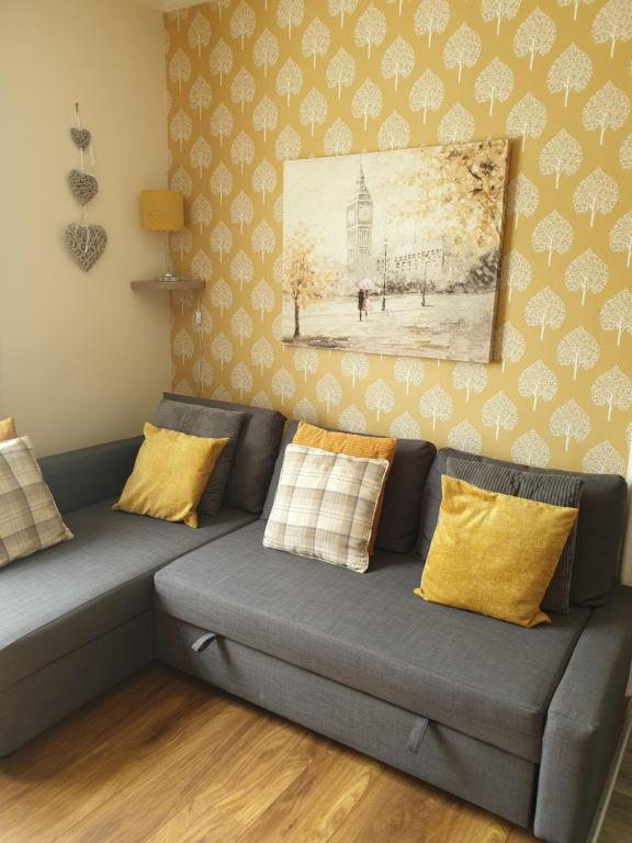 Millie's place room 6